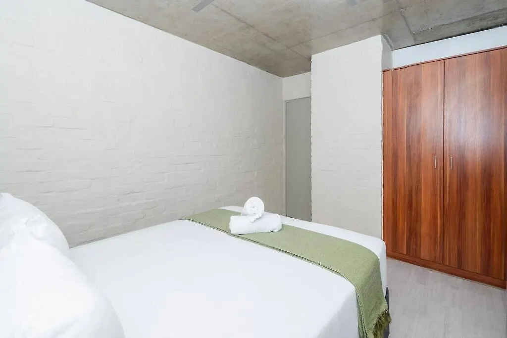 Modern 2 Bedroom Gem Cape Town Apartment