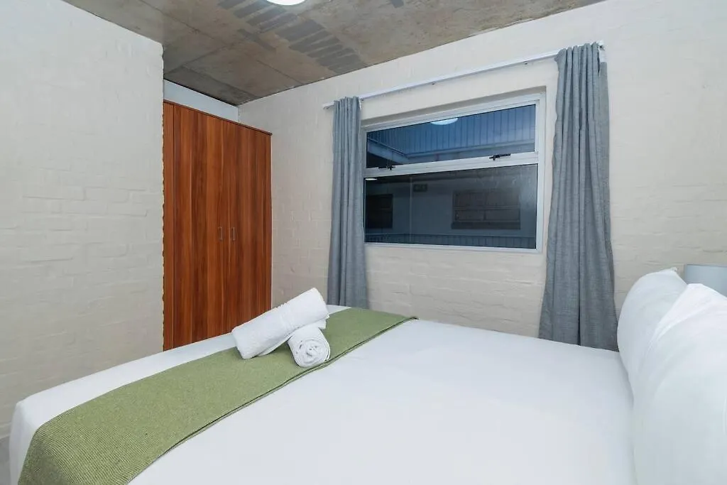 Modern 2 Bedroom Gem Cape Town Apartment
